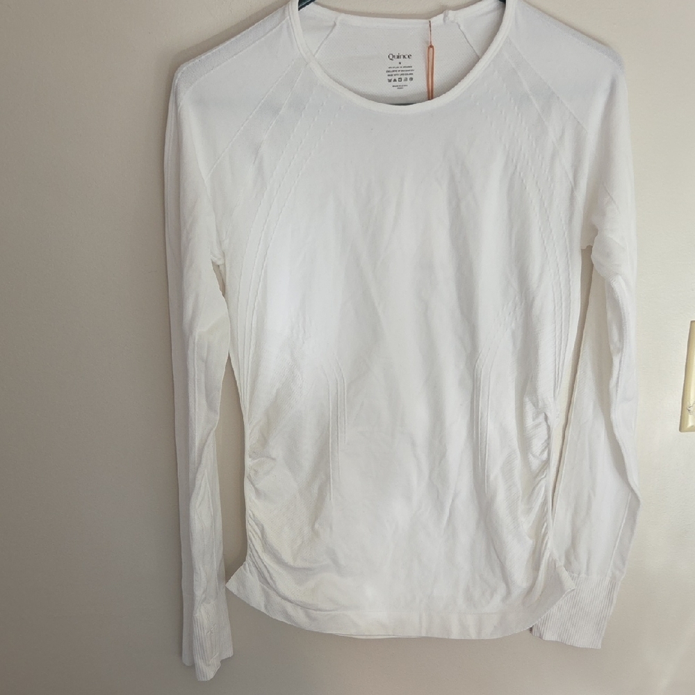 Quince White Activewear Top Sz Medium NWT
